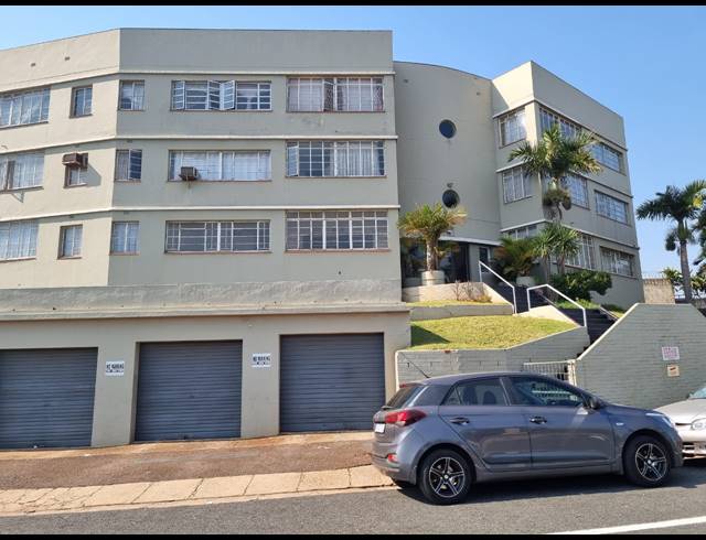2 BEDROOM FLAT FOR SALE IN UMBILO